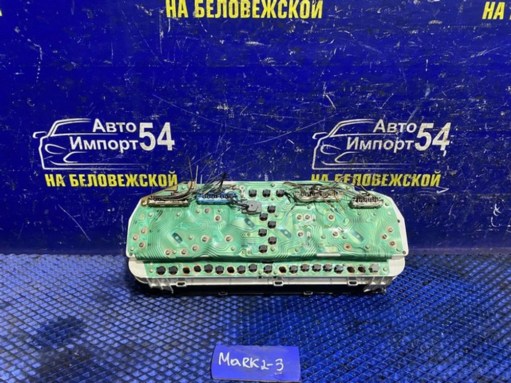 Щиток приборов TOYOTA MARK 2 1999