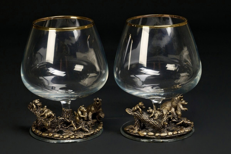 Бокалы для коньяка "Утро в сосновом бору" эконом 2 шт. в подарочном футляре с художественным оформлением