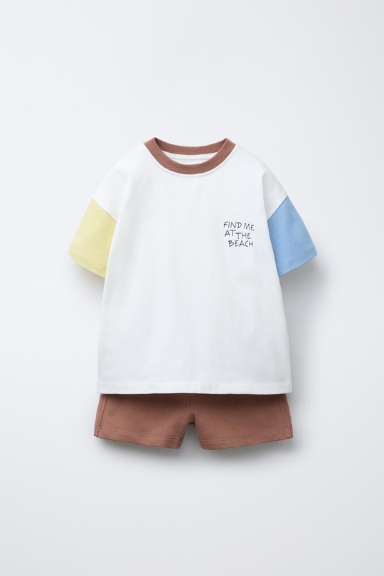 ZARA КОМПЛЕКТ ИЗ ФУТБОЛКИ И ШОРТОВ-ДЖОГГЕРОВ В СТИЛЕ КОЛОР-БЛОК, КОРИЧНЕВЫЙ