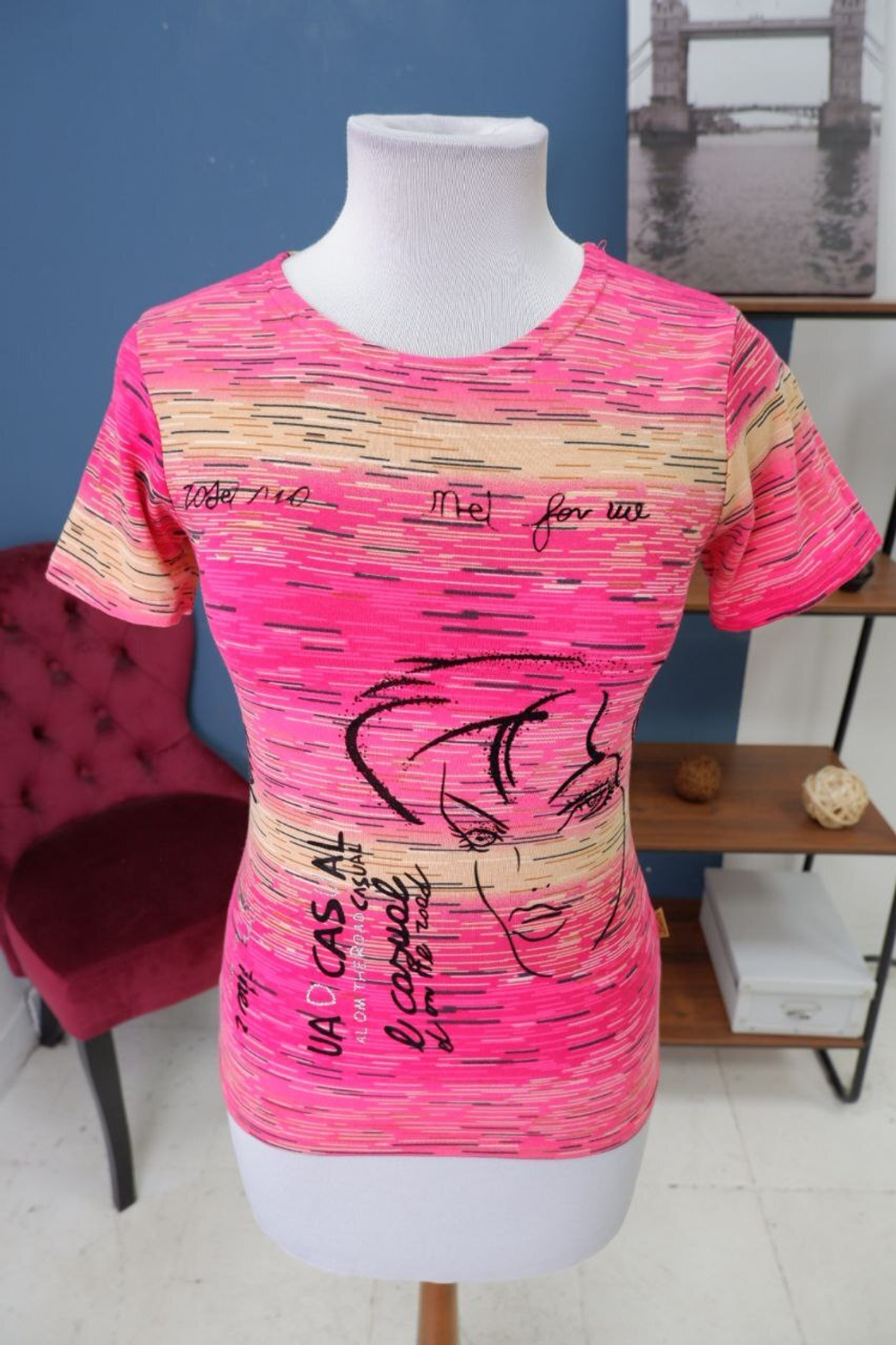 Футболка летняя 42-44 размер