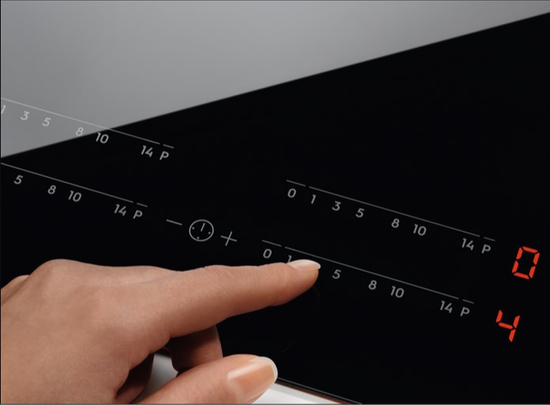 Встраиваемая варочная поверхность ELECTROLUX IPE6455KF