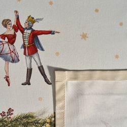 СКАТЕРТЬ "ЩЕЛКУНЧИК" 110Х140СМ ,БЕЖЕВЫЙ ,100% ХЛОПОК,ТВИЛ