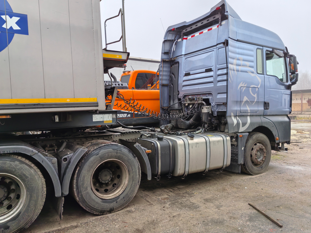 SITRAK C7H 6x4 Седельный тягач ZZ4256V364HE (Дизельный, 12,4 л, 540 л.с., АТ)