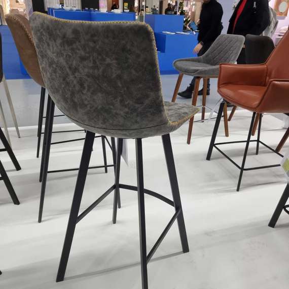 Полубарный стул Netro, 66 см, серый