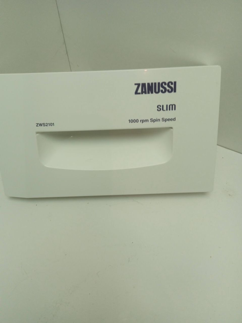 ZWS2101 кт9 Ручка кюветы для стиральной машины Electrolux Zanussi б/у