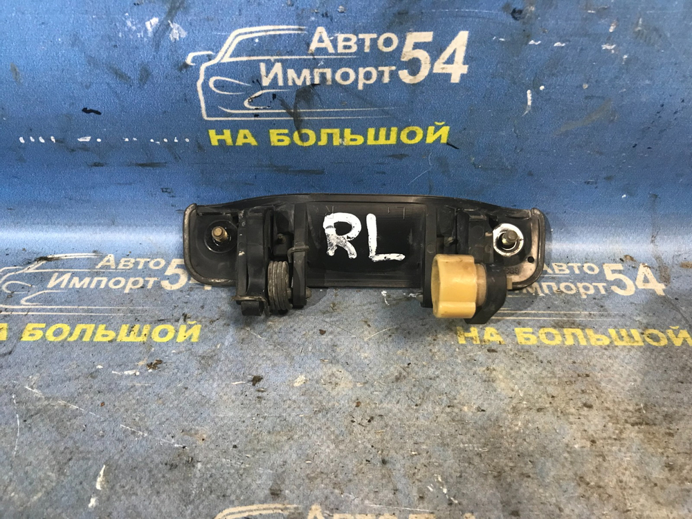 Ручка двери задней левой внешняя MAZDA DEMIO 2001