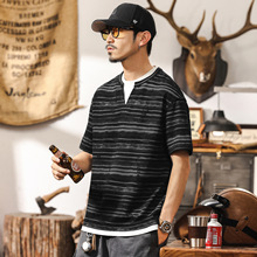 Футболка двойная обманка с разрезом, полосатая