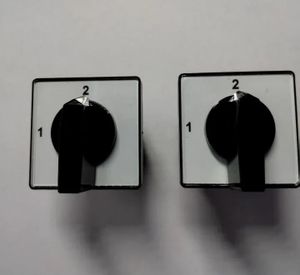 Переключатель кулачковый 4G10-56-U, 1-2 АПАТОР