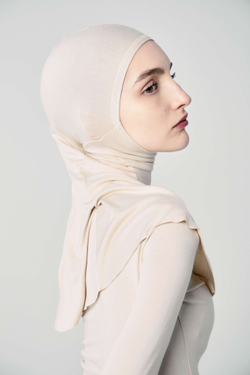 Балаклава Кэрри бежевая