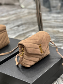 Saint Laurent Loulou 20 cm