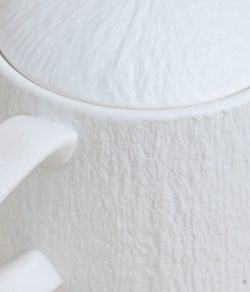 Чайник фарфоровый MATTE