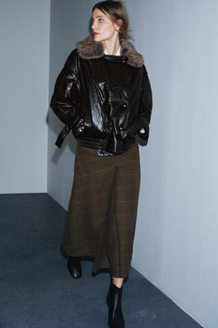 ZARA БЛЕСТЯЩАЯ КУРТКА С ВОРОТНИКОМ ИЗ ИСКУССТВЕННОГО МЕХА — ZW COLLECTION, КОРИЧНЕВЫЙ