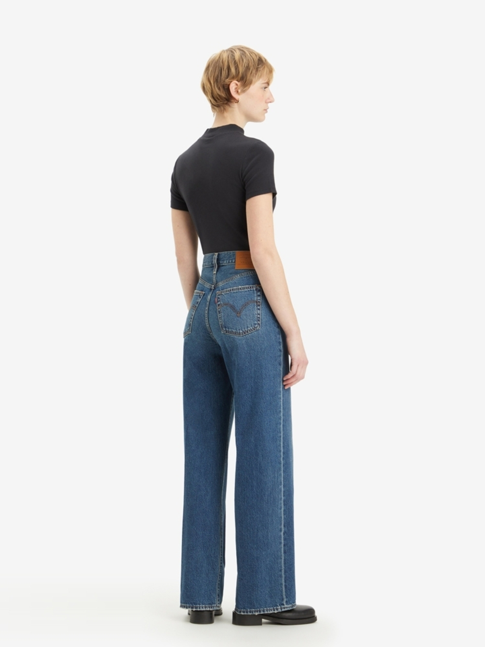 Женские прямые джинсы с завышенной талией Levi's Ribcage Wide Leg A6081-0012