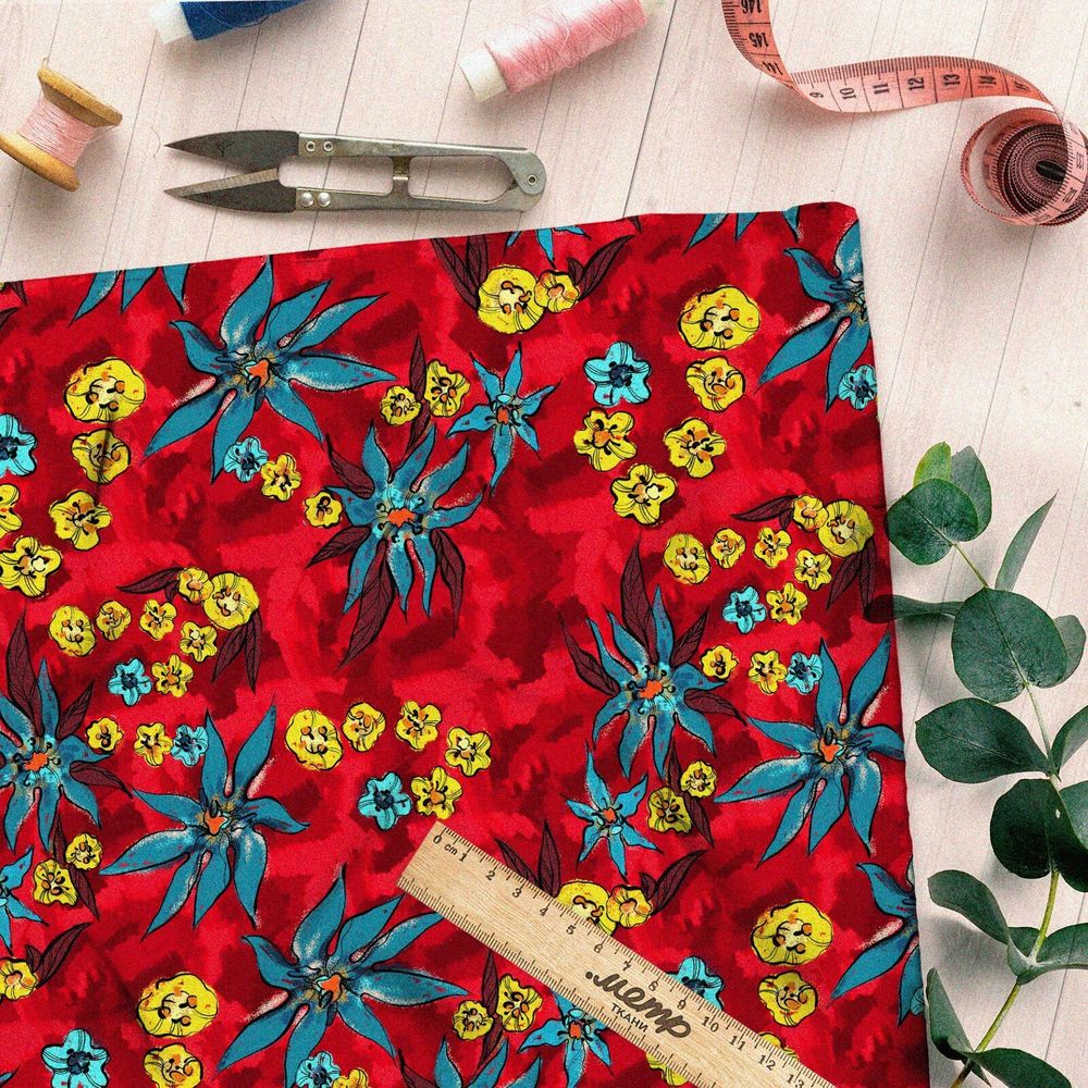 Ткань оксфорд 600 синие и горчичные цветы на красном