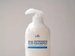 LADOR Шампунь для волос с АНА и ВНА кислотами REAL INTENSIVE ACID SHAMPOO 900 мл.