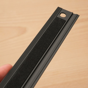 Линейка 30 см с противоскользящим покрытием