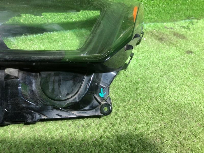 Стекло фары левое Lexus NX 1 (2017-2021)