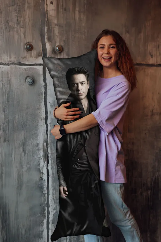 Дакимакура Роберт Дауни-младший №3