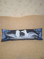 Декоративный гобеленовый чехол Лебеди 29х87