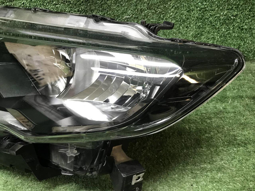 Фара левая Nissan X-Trail T32 (2017-2022) галоген