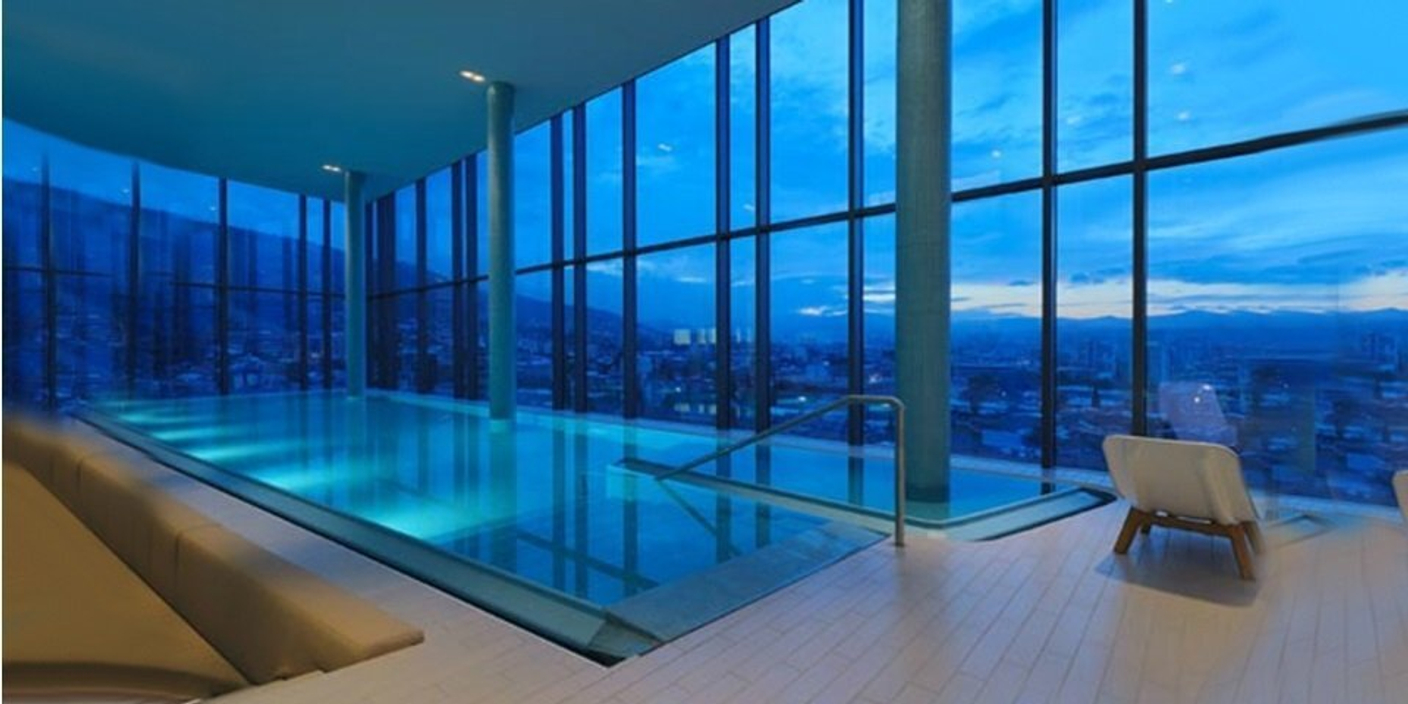 Iveria Hotel, Тбилиси