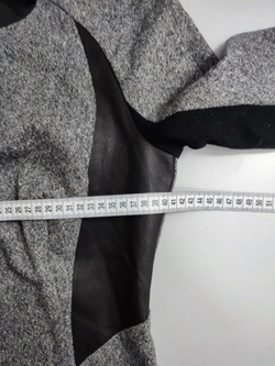 Платье Vassa&Co с шерстью 42 размер