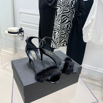 Saint Laurent Pumps