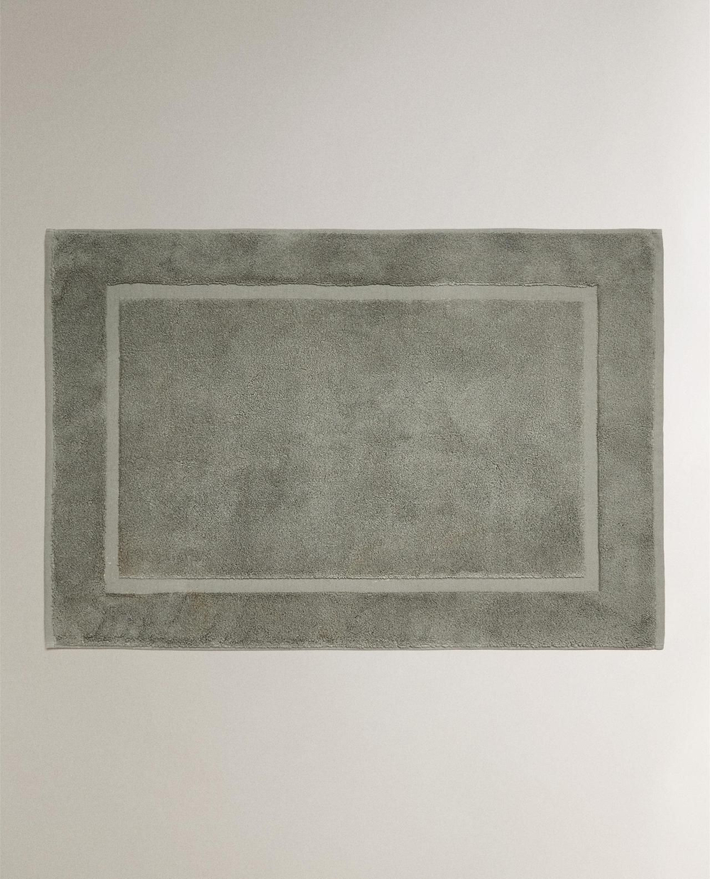 Zara Home - Нескользящий коврик для ванной из мягкой махровой ткани, зеленый, 60x90 см