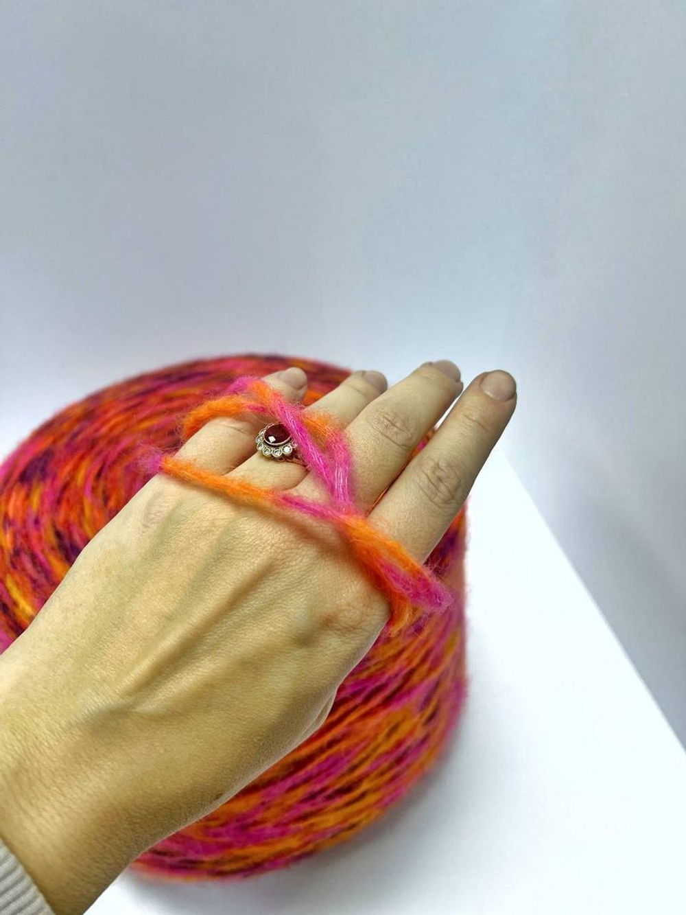 Пряжа для вязания DAMA теплая пушистая аркобалено