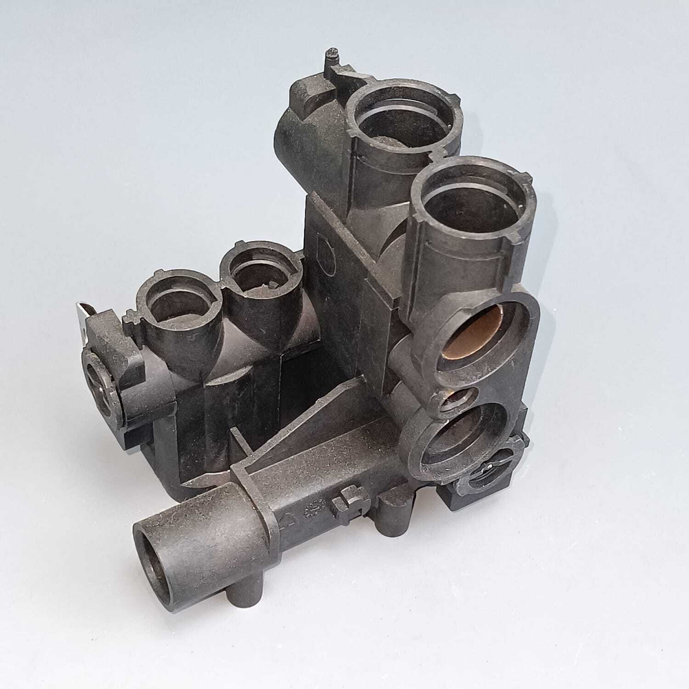 Б/У Гидрогруппа для котлов ARISTON BS, BS II, Clas, Egis Plus, Genus, Matis (левая, подачи) арт. 60002320, 65104312, 33300358