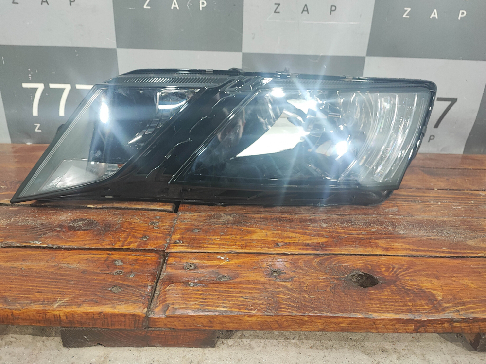 Фара левая Skoda Octavia 3 (A7) 17-20 Б/У Оригинал 5E1941015C