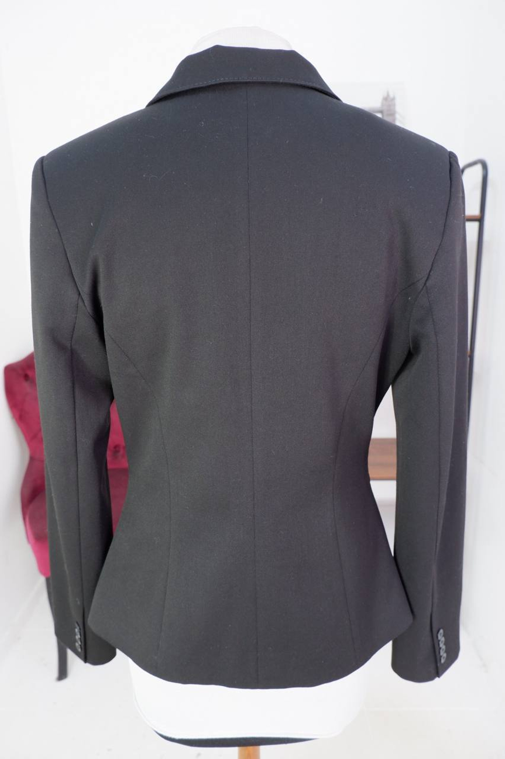 Жакет для офиса, визуально на 46 размер