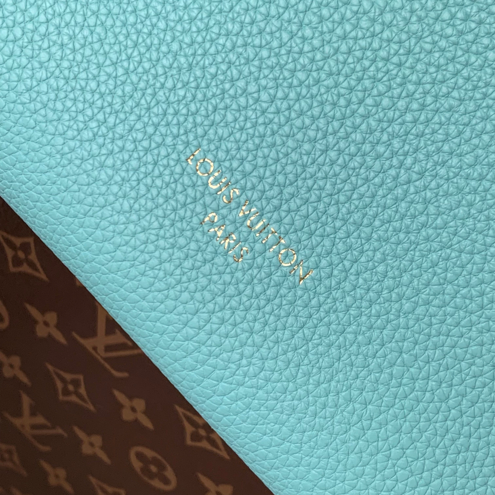 Louis Vuitton Bag 40 cm