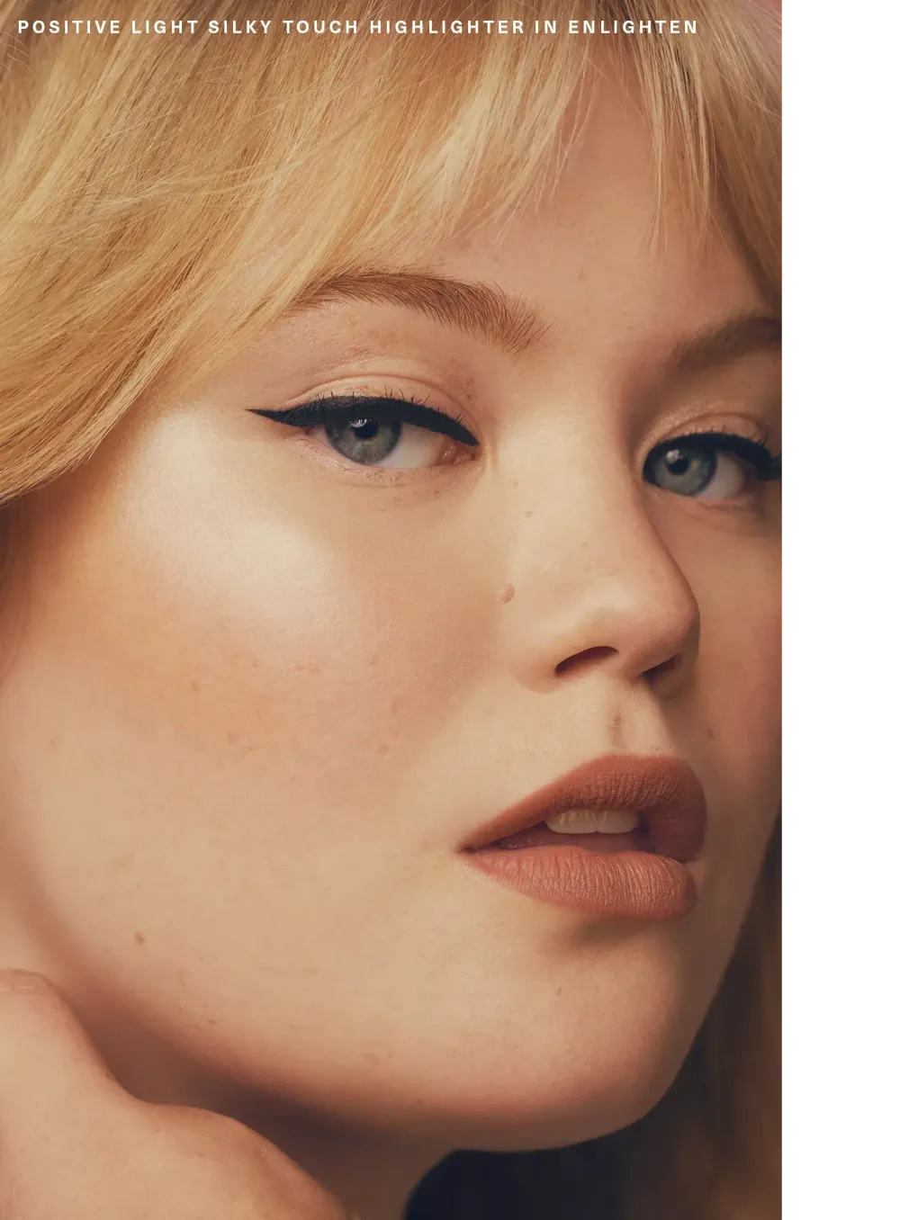 Хайлайтер Rare Beauty by Selena Gomez Positive Light Silky Touch Highlighter - Enlighten