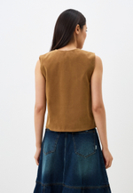 Костюмный жилет