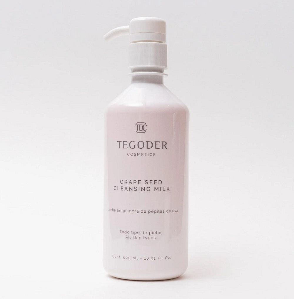 Очищающее молочко с экстрактом косточек винограда Grape Seed Cleansing Milk