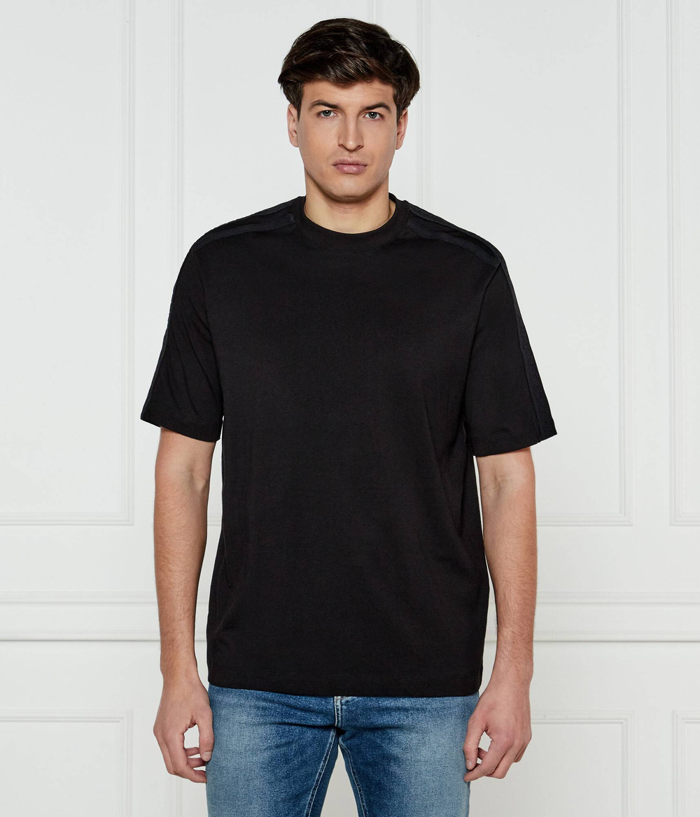 Футболка Armani Exchange - черный(XM000322 AF10361)