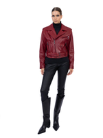 Женская кожаная куртка-косуха бордового цвета