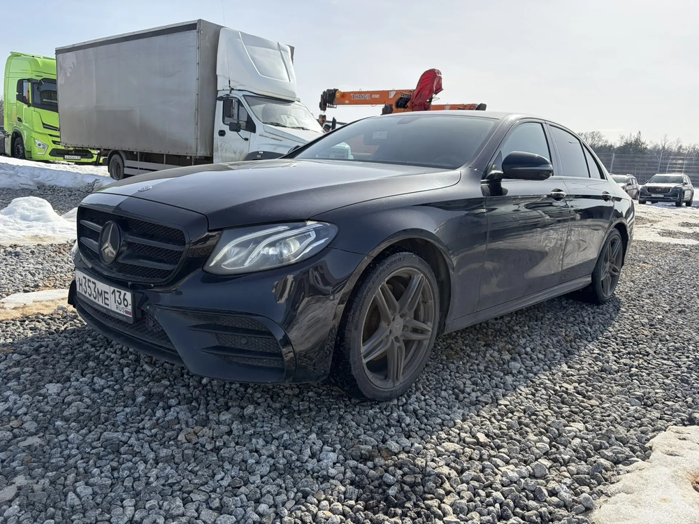 Mercedes-Benz E-CLASS 200 4MATIC Sport Plus