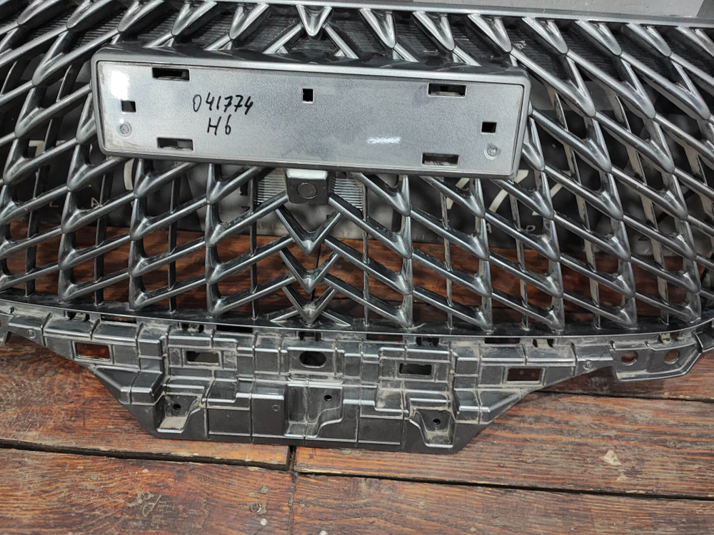 Решетка радиатора Haval M6 2 21-нв Б/У Оригинал 5509100XKZ0YA