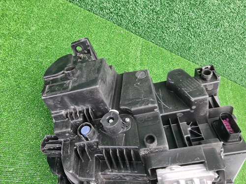 Фара левая Geely Tugella (2019-2024) LED