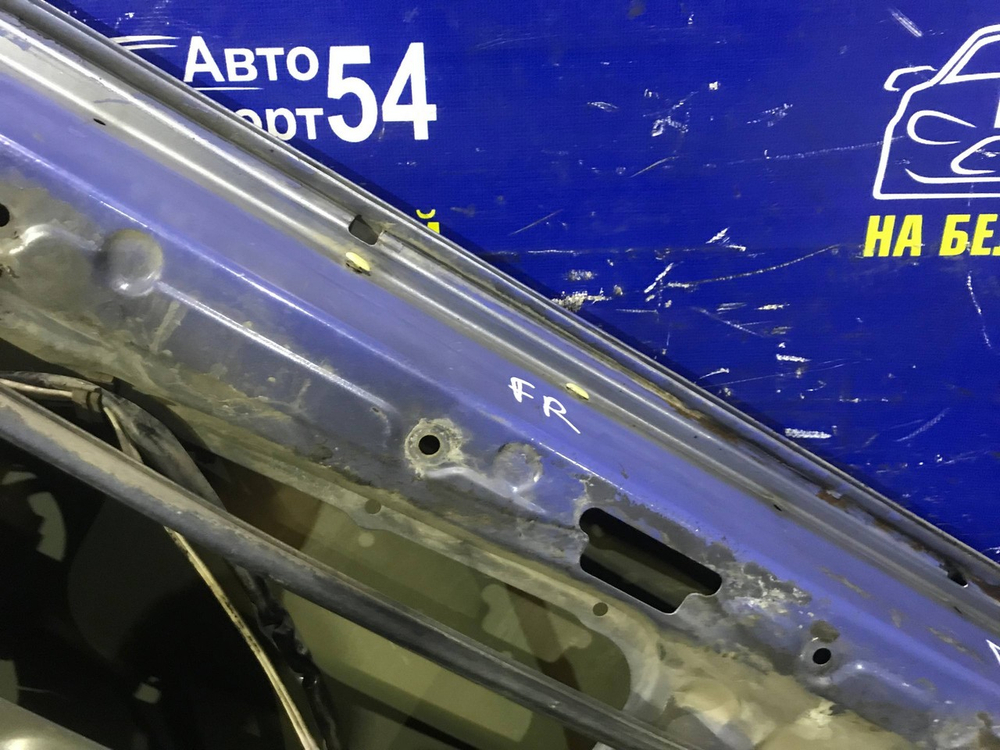 Дверь передняя правая TOYOTA CORSA 1991