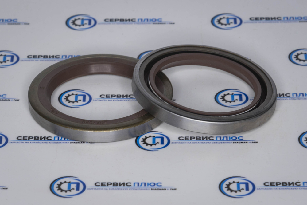 Сальник ШРУС внутренний 50х70х8 (06.56279.0029) в металической обмотке