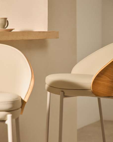 Барный Eamy, бежевая экокожа, светлый ясень