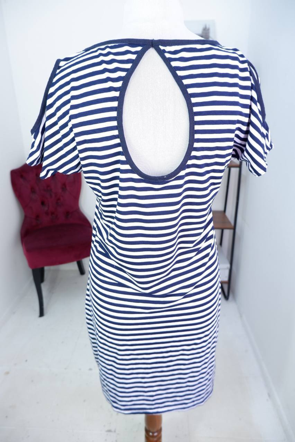 Платье в морском стиле со стразами, визуально 46/48 размер