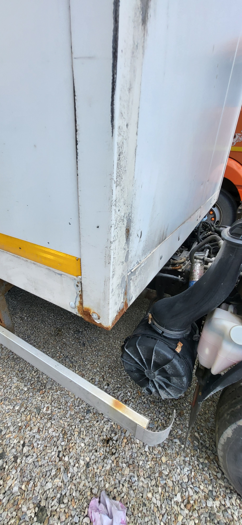 Isuzu ELF 7.5 (NPR) Промтоварный 470520 (Дизельный, 5,2 л, 155 л.с., МТ)