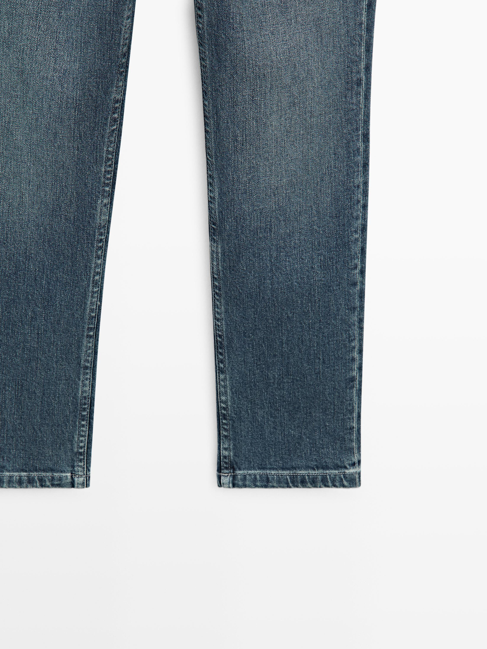 Massimo Dutti Джинсы средней посадки, укороченные, облегающего кроя, темно-синий