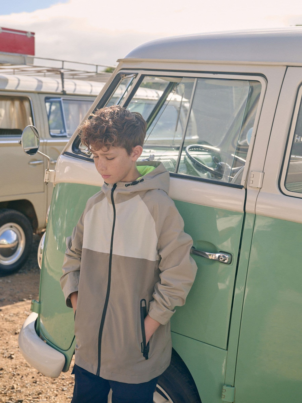 Куртка непромокаемая с капюшоном для мальчика Next E82-311, Бежевый