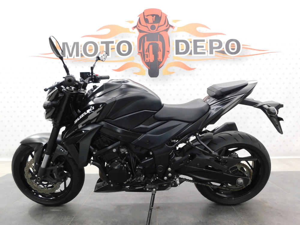 Suzuki GSX-S750 , 2021