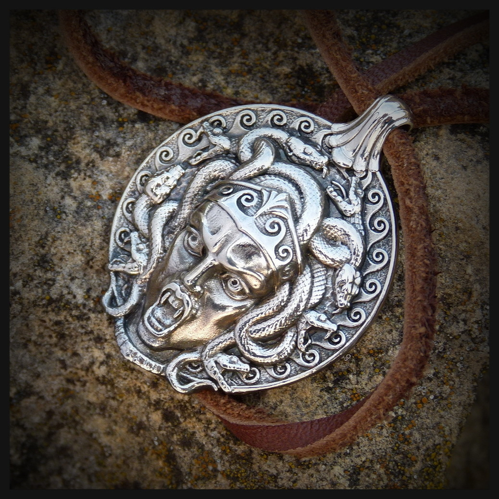 Кулон "Медуза" , мельхиор